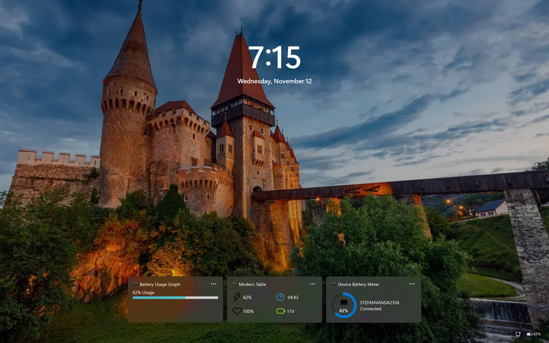 Battery Meter widget on the Windows 11 lockscreen